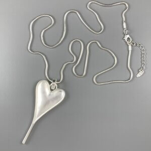 Lois matt silver heart pendant on long chain